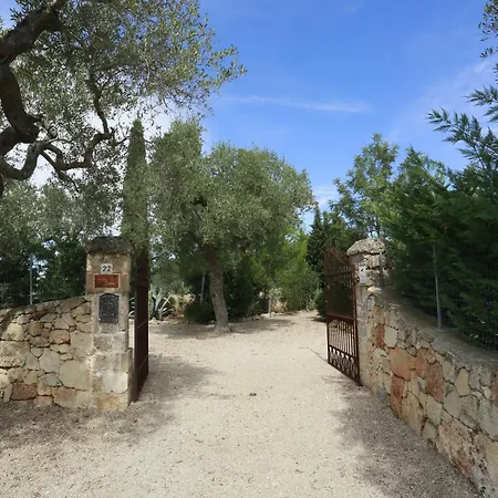 Villa Dina