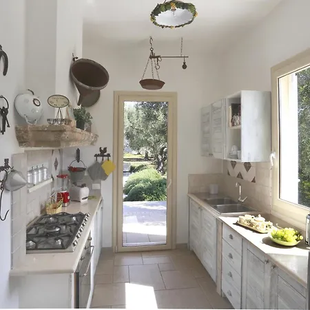 Villa Dina
